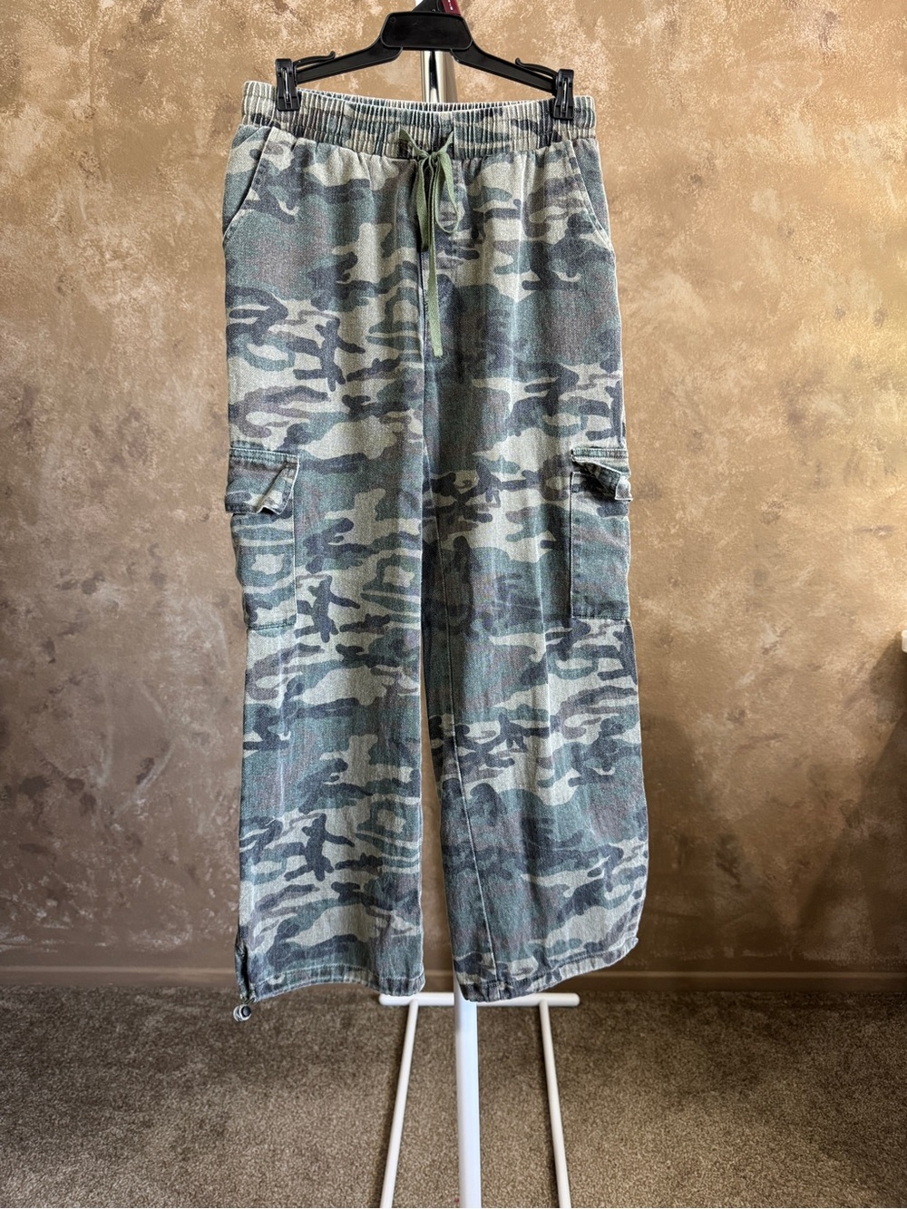 Women’s Y2K Camouflage Cargo Pants - Green Camo Print Utility Pants 100% Cotton